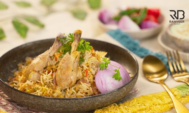 Muradabadi Chicken Biryani मशहूर मुरादाबादी चिकन बिरयानी easy Chicken recipe Recipe - Ranveer Brar