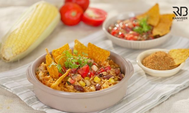 Spicy Mexican Pizza Rice मेक्सिकन राइस में पिज्जा का मज़ा Cheesy Tex Mex Rice Recipe - Ranveer Brar Spicy Mexican Pizza Rice मेक्सिकन राइस में पिज्जा का मज़ा Cheesy Tex Mex Rice Recipe - Ranveer Brar