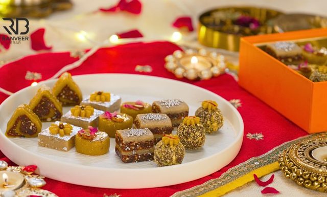 Diwali spl Mithai Box दिवाली मिठाई का पूरा डब्बा घर पर Kaju-Anjeer से 5 मिठाई Recipe - Ranveer Brar