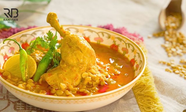 Kashmiri Chicken Dalcha चिकन दालचा कश्मीरी अंदाज़ में दाल मुर्ग़ Chicken Dal Recipe - Ranveer Brar