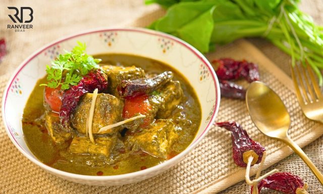 Restaurant style Saag Paneer असल साग पनीर की आसान रेसिपी Spinach gravy Recipe - Ranveer Brar Restaurant style Saag Paneer असल साग पनीर की आसान रेसिपी Spinach gravy Recipe - Ranveer Brar