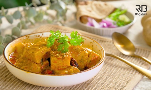 Super Tasty Burmese Aloo Curry तरी वाली आलू सब्जी Besan ‘Tofu’ Bonus recipe Recipe - Ranveer Brar