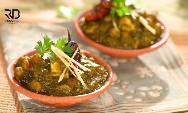 Famous Kulhad Chole पुरानी दिल्ली के मशहूर कुल्हड पालक छोले Old Delhi style Chole Recipe - Ranveer Brar Famous Kulhad Chole पुरानी दिल्ली के मशहूर कुल्हड पालक छोले Old Delhi style Chole Recipe - Ranveer Brar