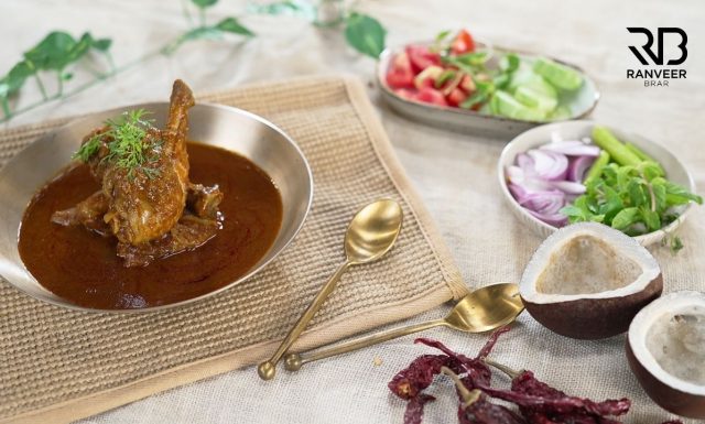 Kolhapuri Chicken curry झणझणीत🌶️कोल्हापुरी चिकन करी ‘Magic’ Vatan/paste Bonus Recipe - Ranveer Brar