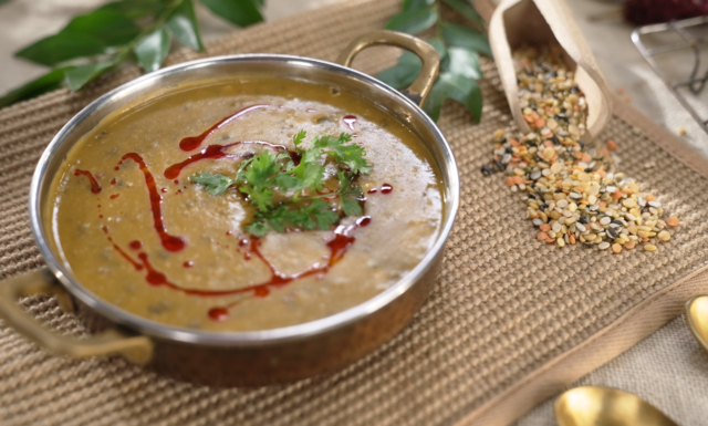 ‘7 Star’ Dal Makhani in 10 mins! एक नहीं 4 तड़के वाली spl दाल | Unique Dal Tadka | Chef Ranveer Brar Recipe - Ranveer Brar ‘7 Star’ Dal Makhani in 10 mins! एक नहीं 4 तड़के वाली spl दाल | Unique Dal Tadka | Chef Ranveer Brar Recipe - Ranveer Brar